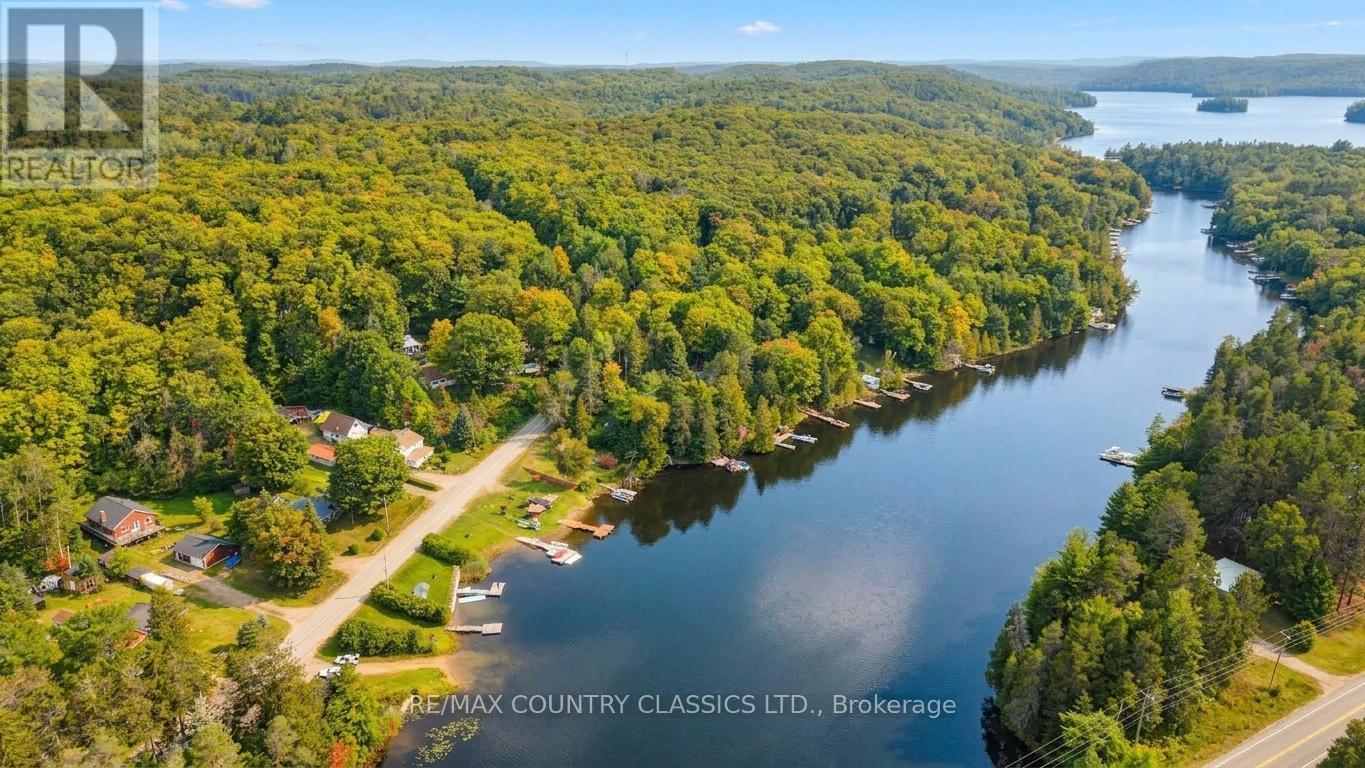 1055 BURLEIGH ROAD - 31