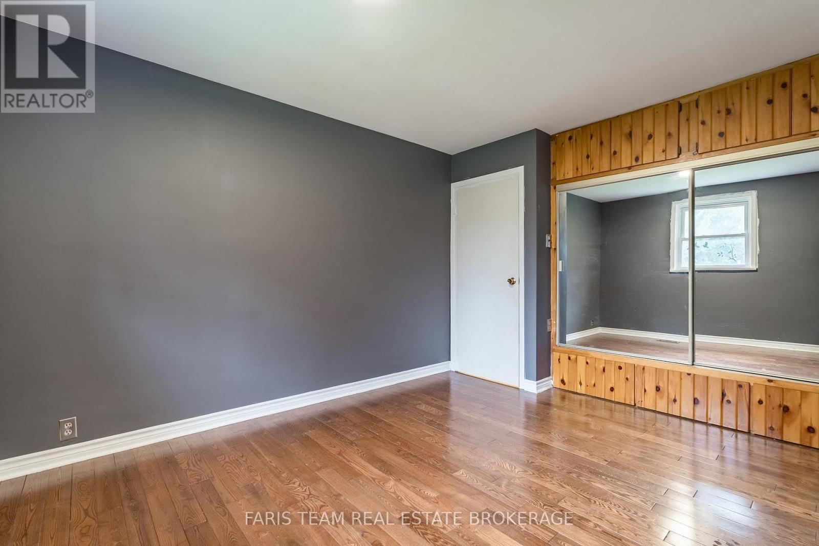 2656 RUNDLE ROAD - Image 15