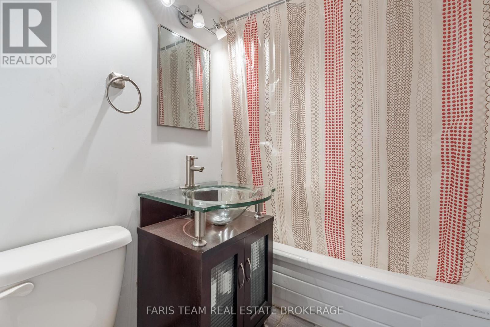 2656 RUNDLE ROAD - Image 24