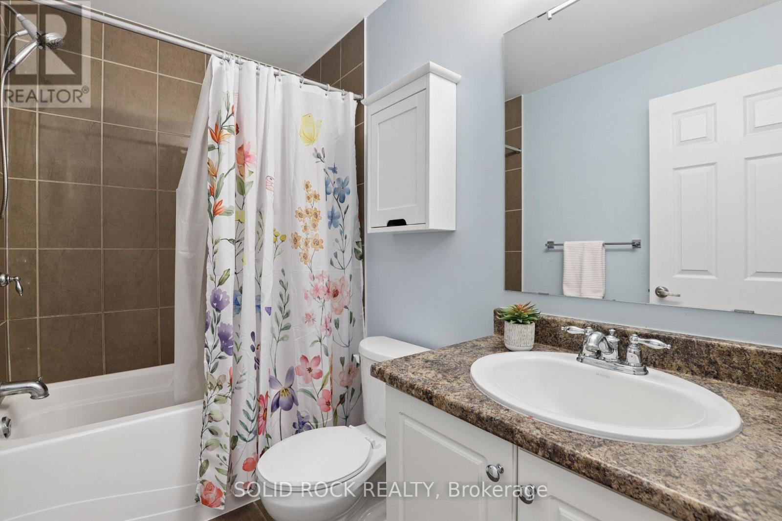 2 Bed, 2 Bath House for Sale in Ottawa – 2529 WATERLILLY WAY, Ottawa – MLS# X13739956 - Image 19