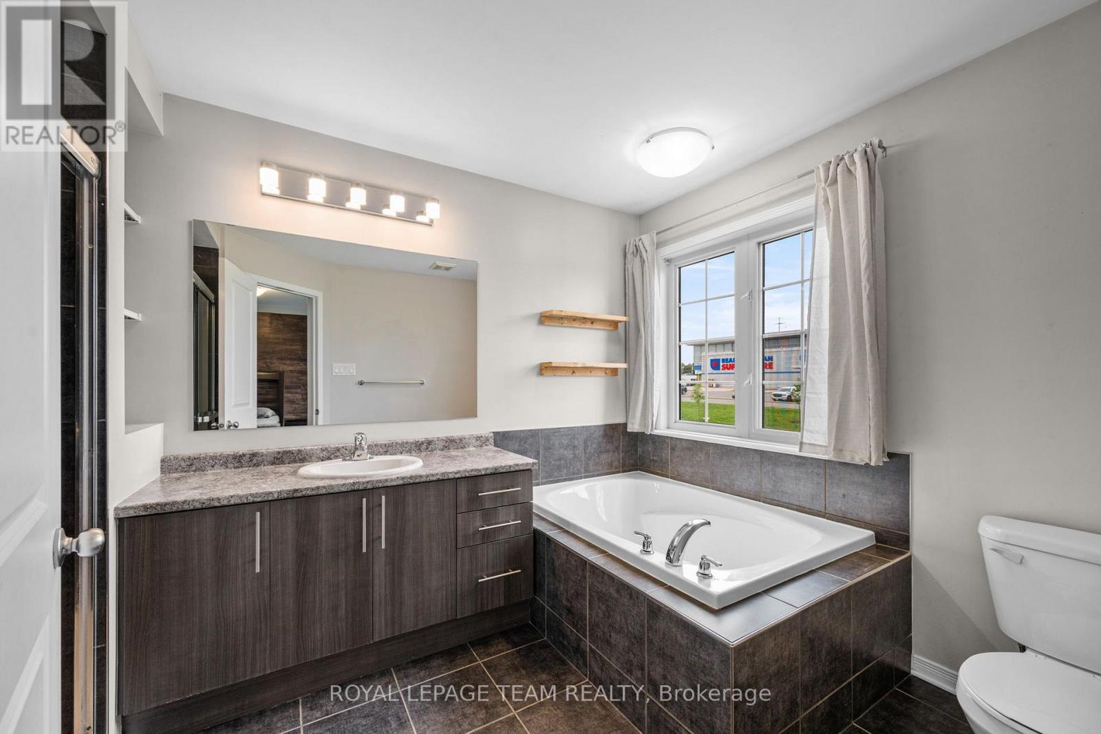 534 BARRICK HILL ROAD - 23