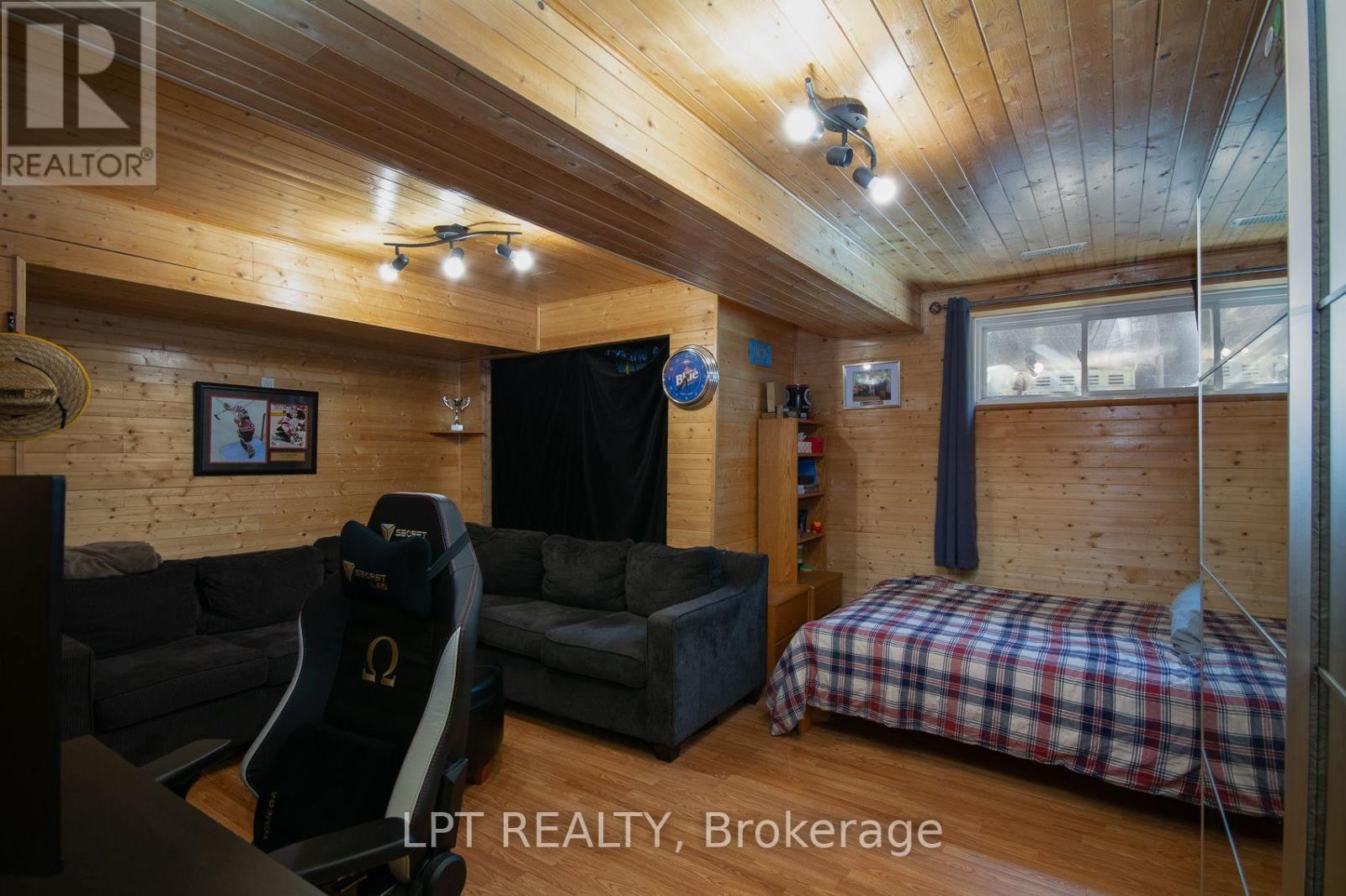 84 RAINA WAY - Image 20