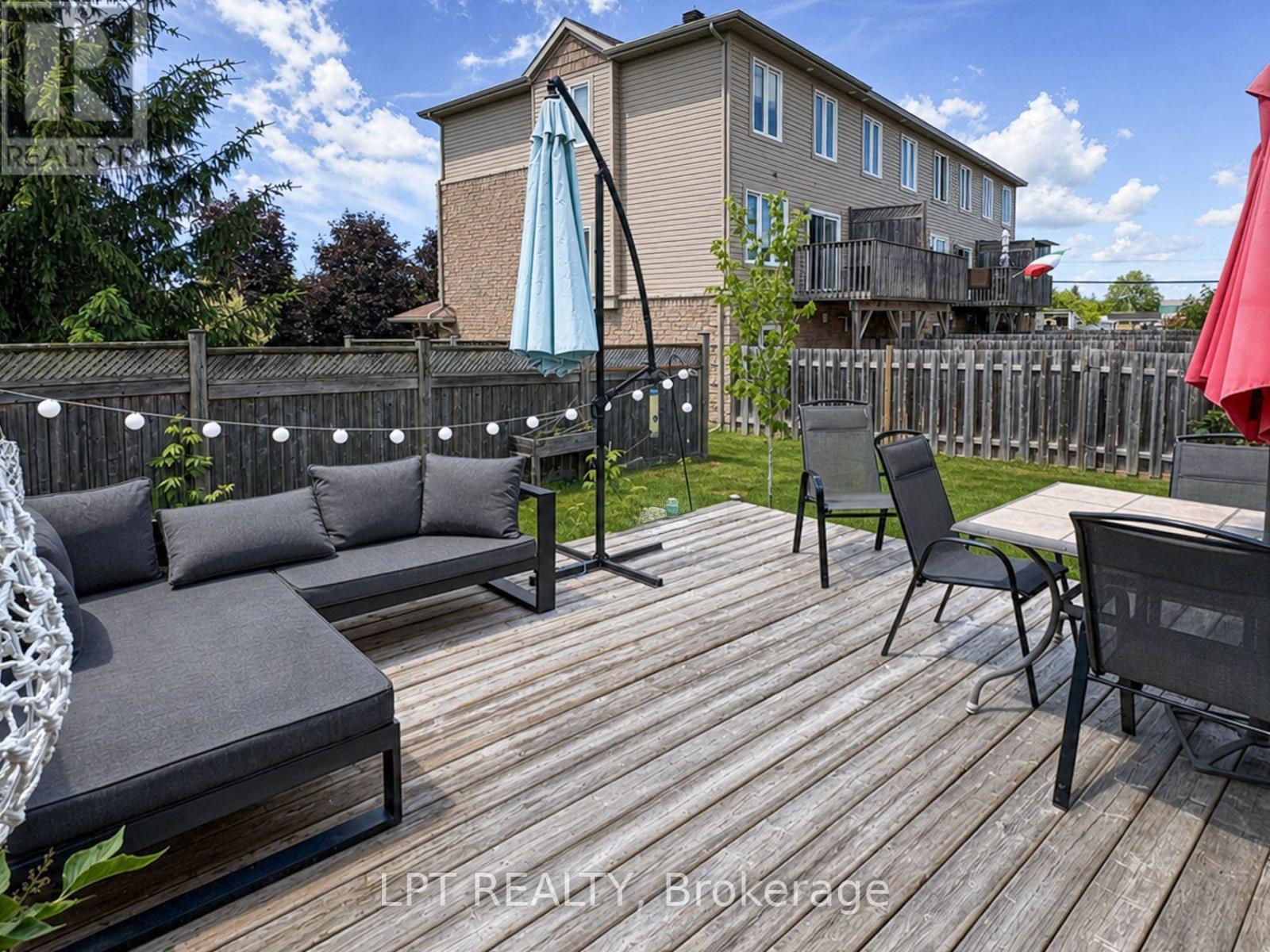 84 RAINA WAY - Image 22