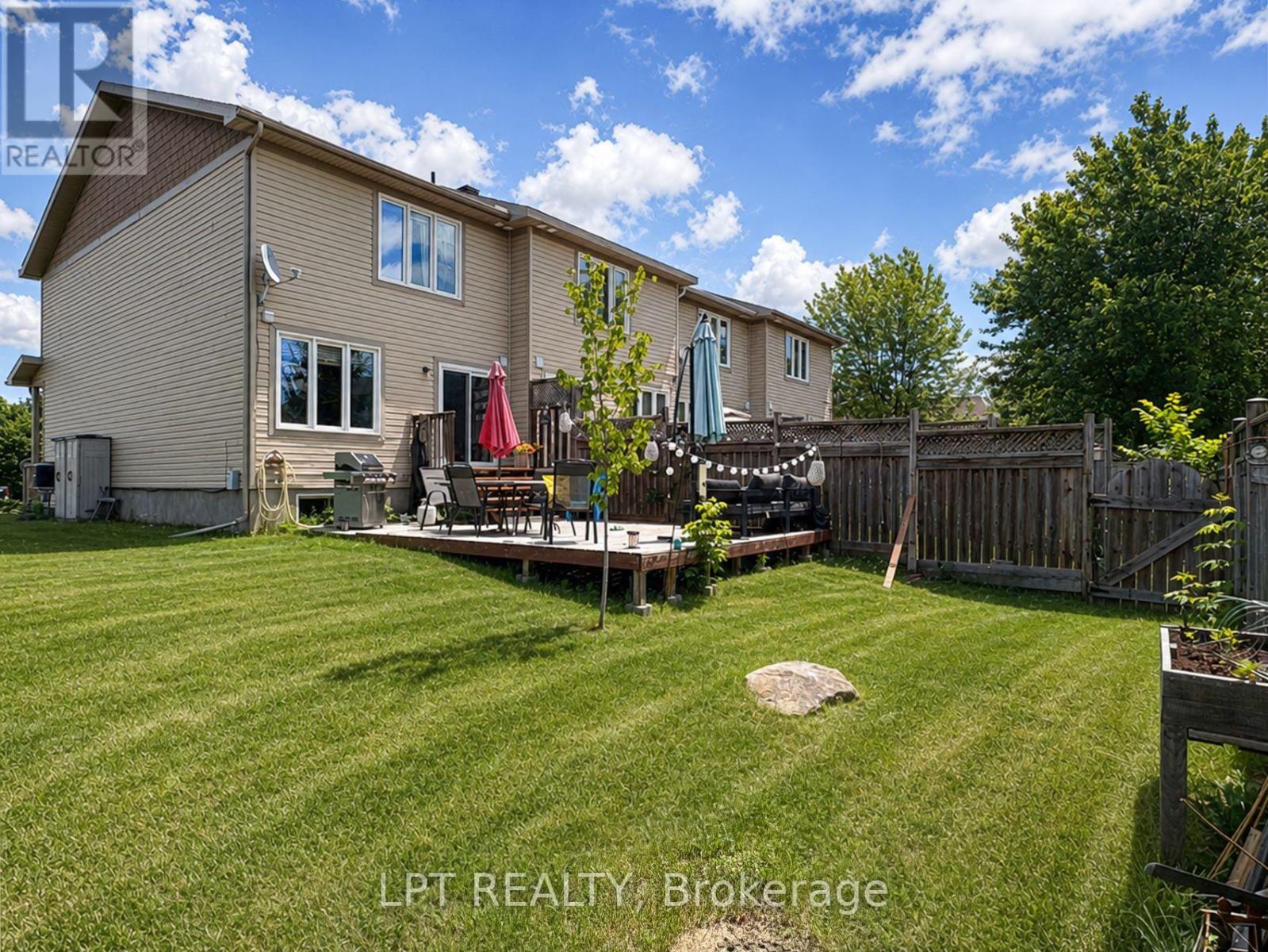 84 RAINA WAY - Image 23
