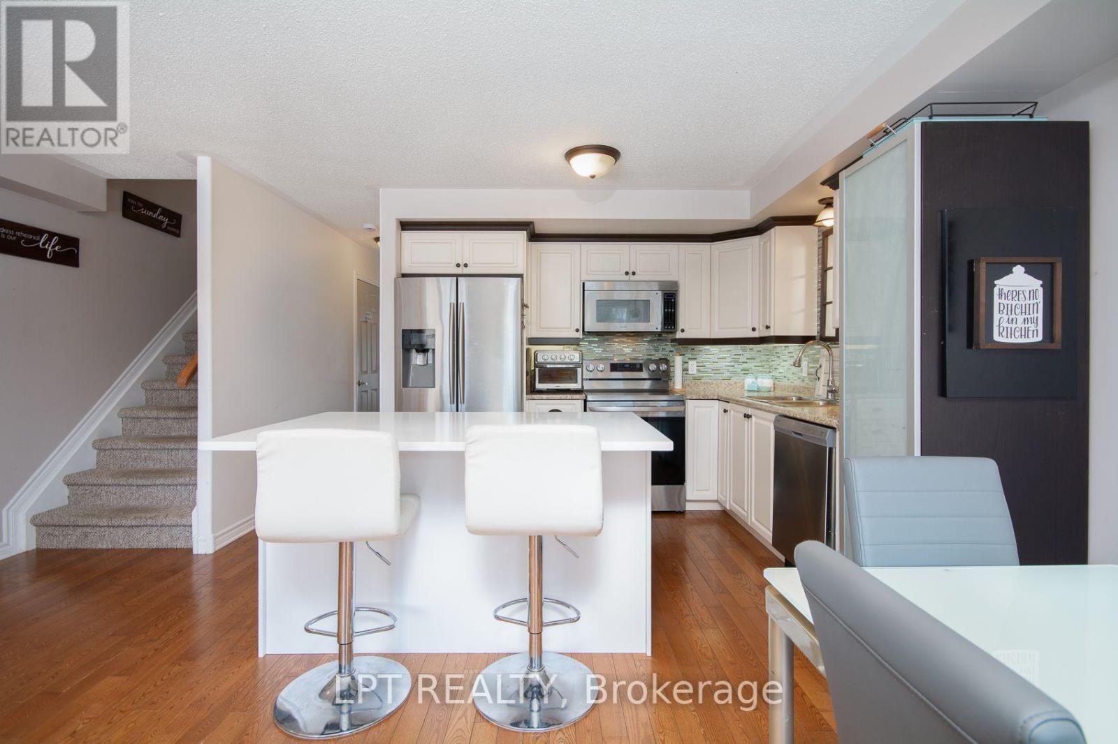 84 RAINA WAY, North Grenville — photo 8