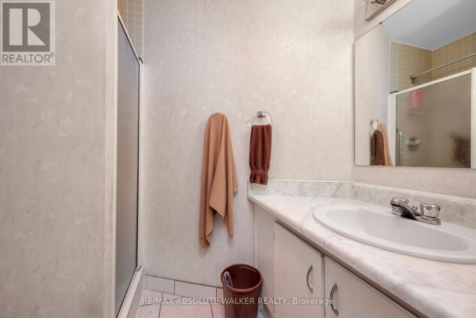 3 Bed, 3 Bath House for Sale in Ottawa – PH6 – 1380 PRINCE OF WALES DRIVE, Ottawa – MLS# X13740038 - Image 20