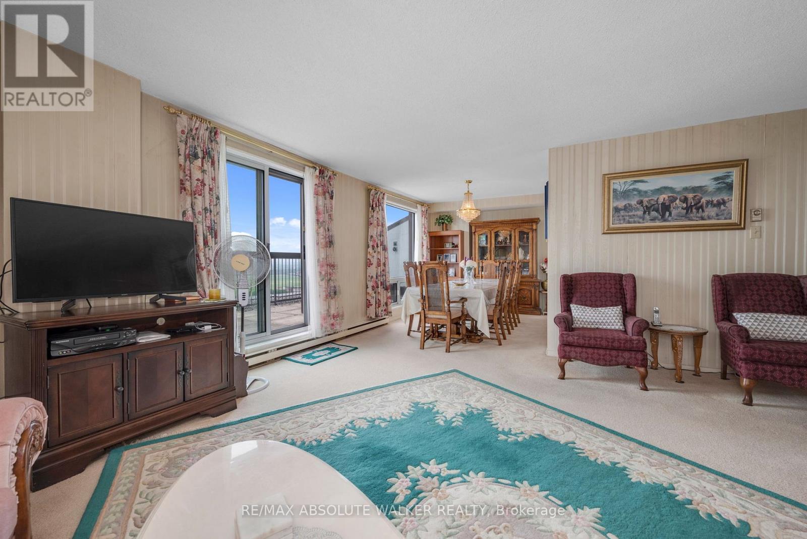 #PH6 1380 PRINCE OF WALES DRIVE - 8