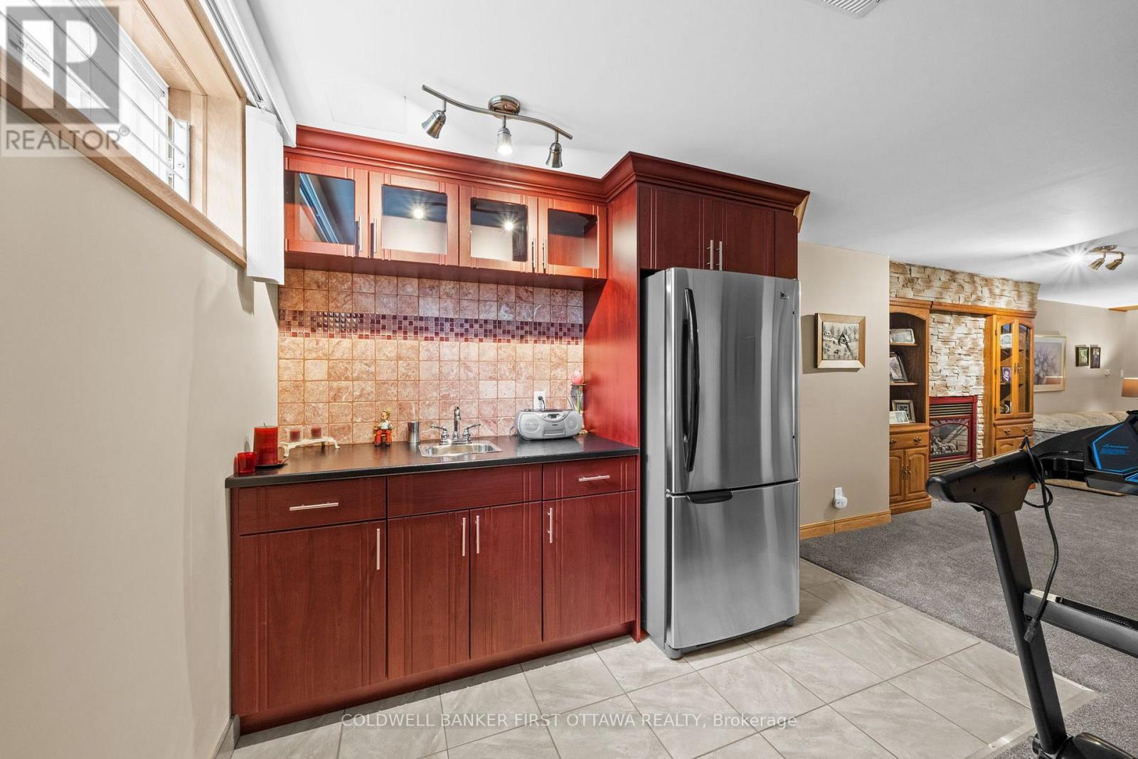 1170 AMBERCREST STREET - Image 32