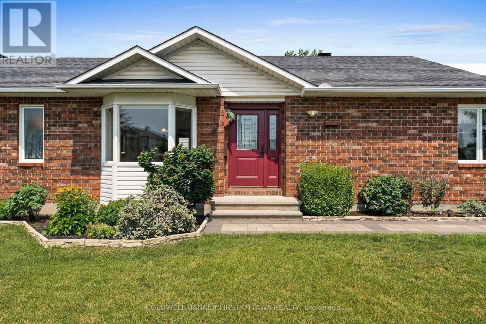 1170 AMBERCREST STREET - 4