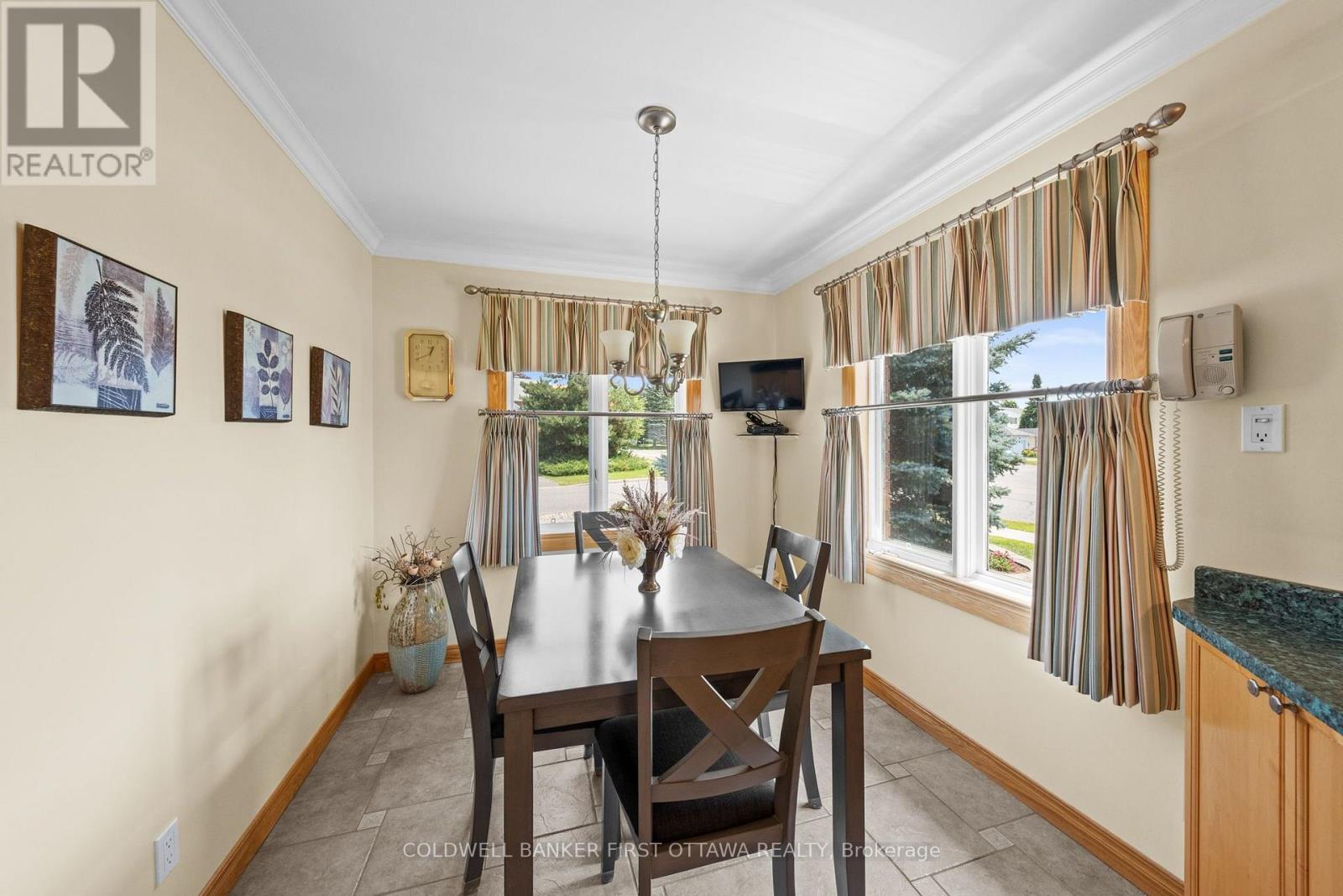 1170 AMBERCREST STREET - 9