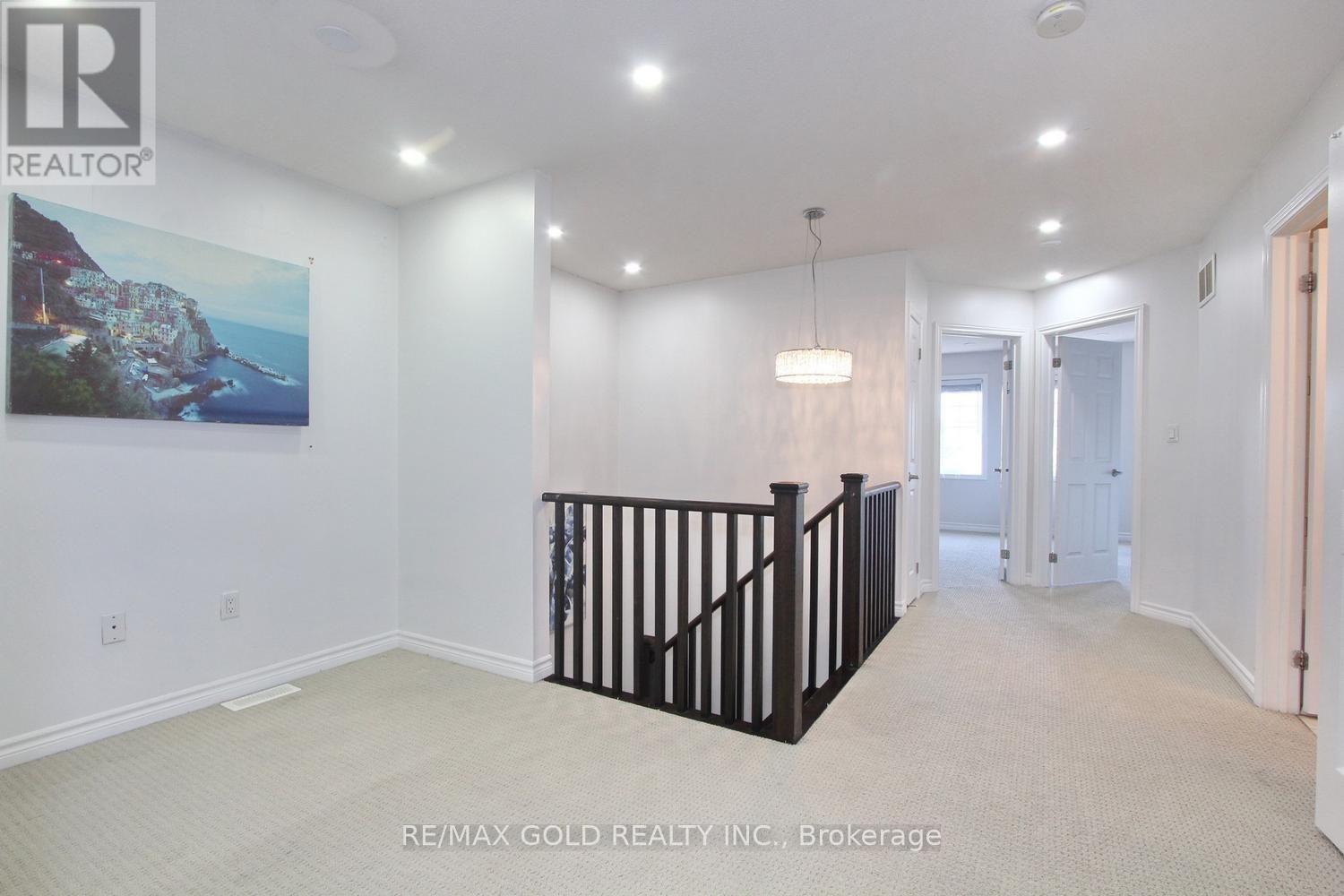 13 WALBROOK ROAD - 32