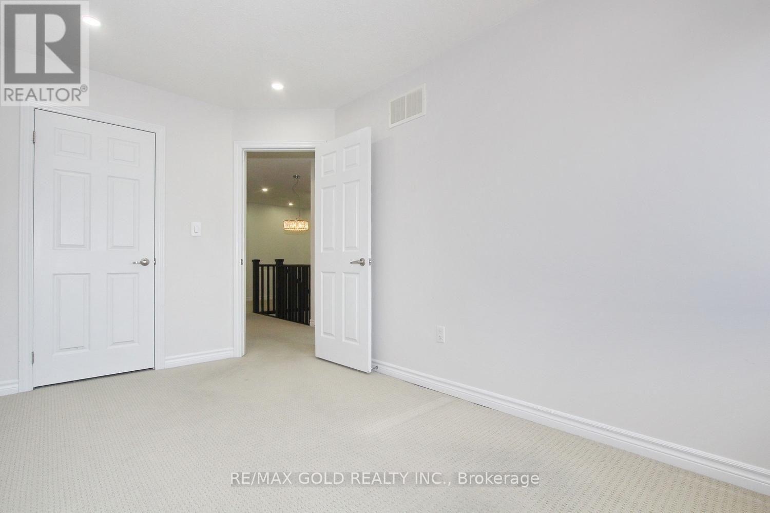 13 WALBROOK ROAD - 37