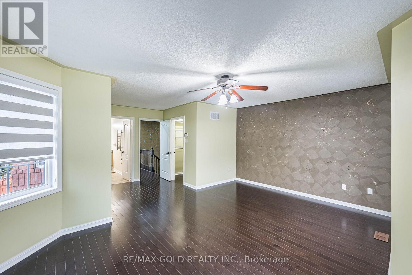 55 SECORD CRESCENT - Image 33