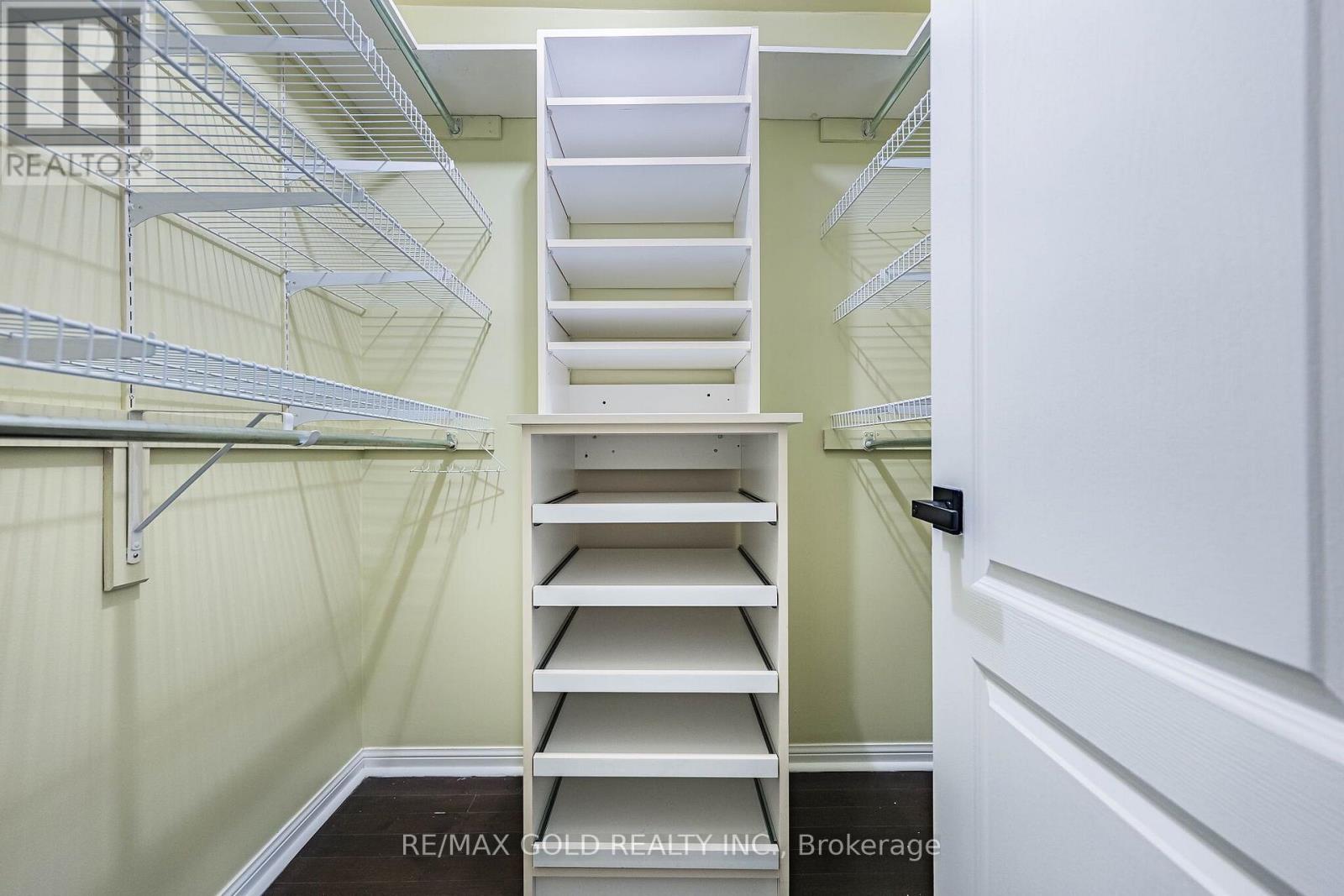 55 SECORD CRESCENT - Image 36