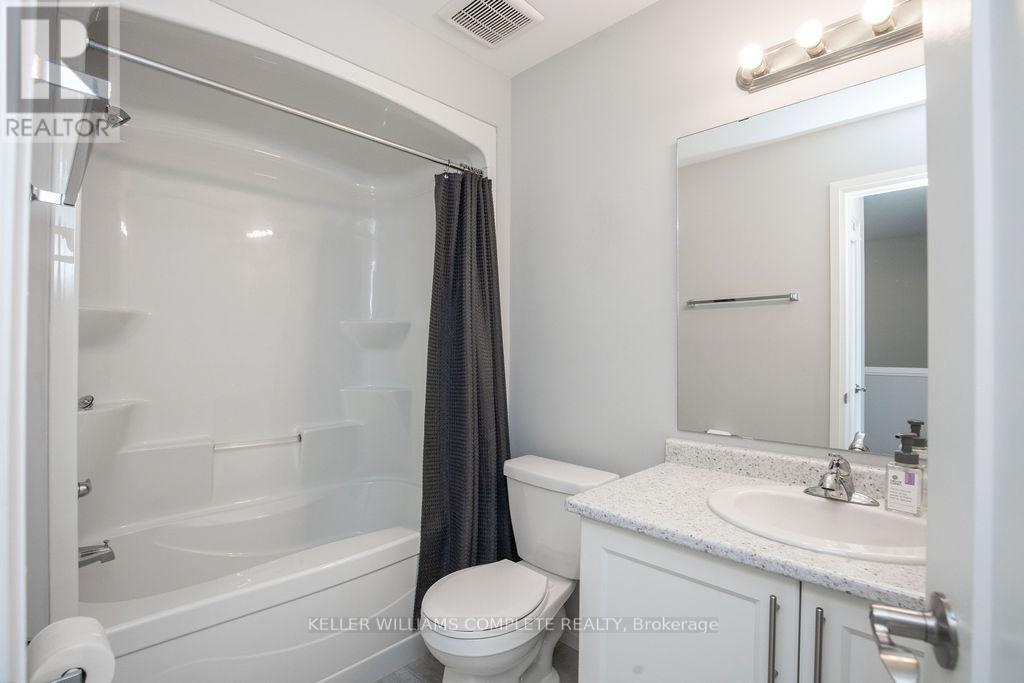 28 CANARY GRASS BOULEVARD - Image 29