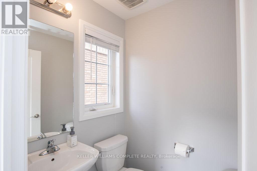 28 CANARY GRASS BOULEVARD - Image 33