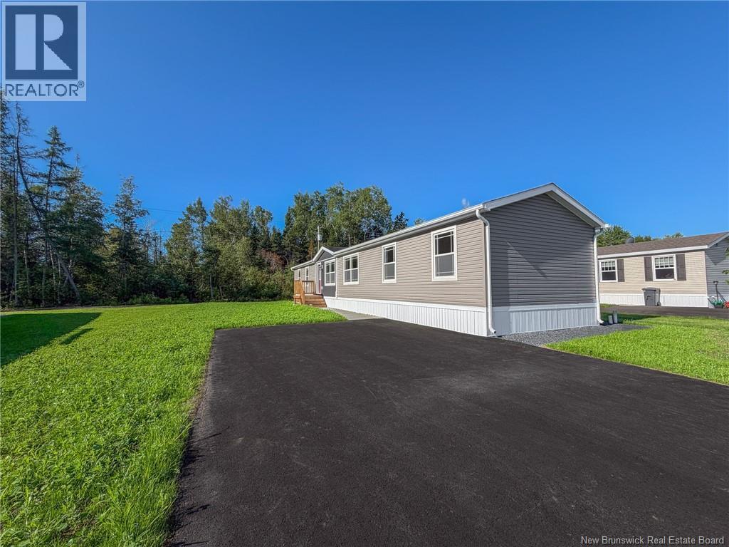 37 Luanne Drive, Waasis, New Brunswick, E3B0Z5, Waasis, New Brunswick — photo 4 of 5