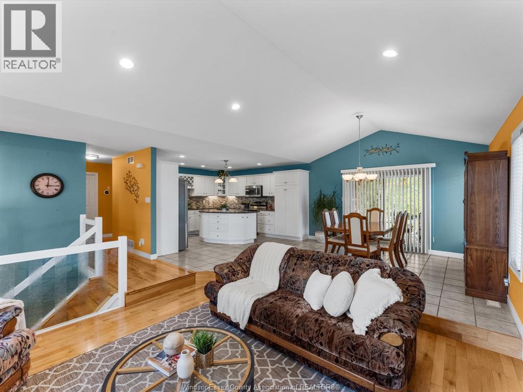 955 North Talbot Road, Windsor, Ontario, N9G1M8, Windsor, Ontario — photo 4 of 5