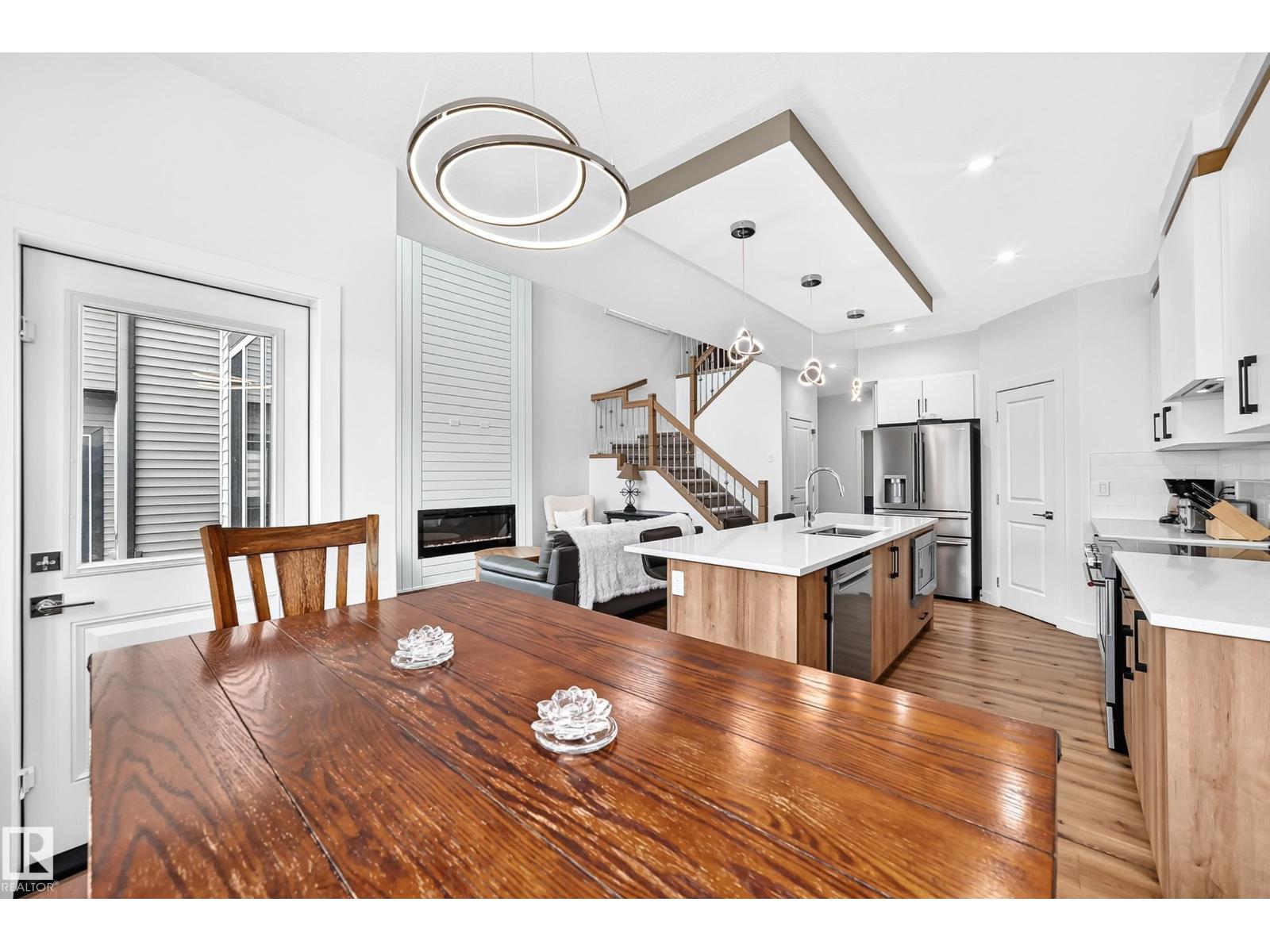 215 SAVOY CR - 16