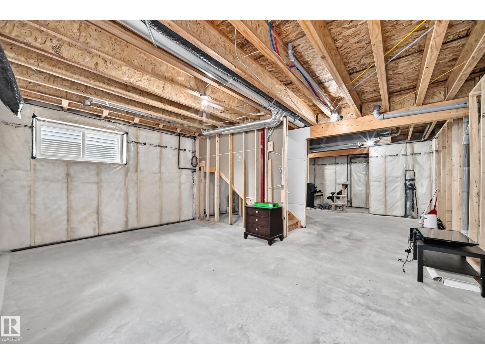 215 SAVOY CR - 45