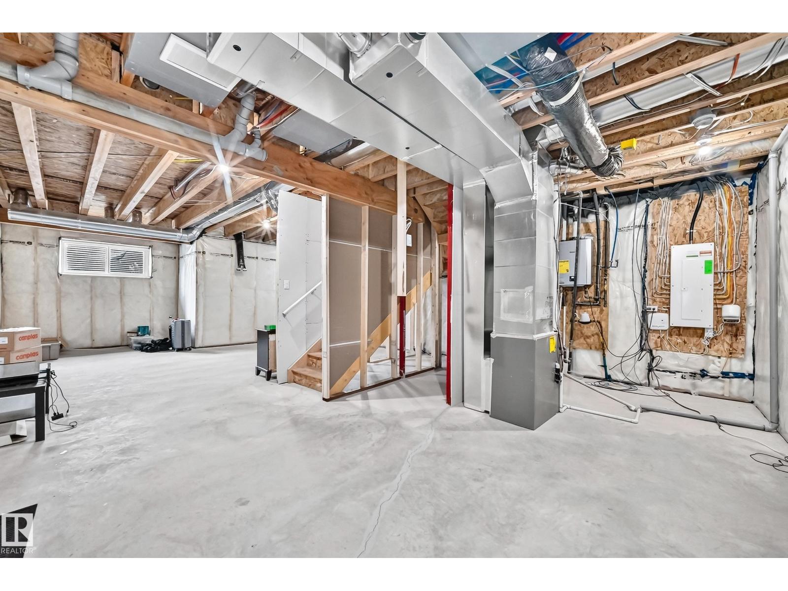 215 SAVOY CR - 46