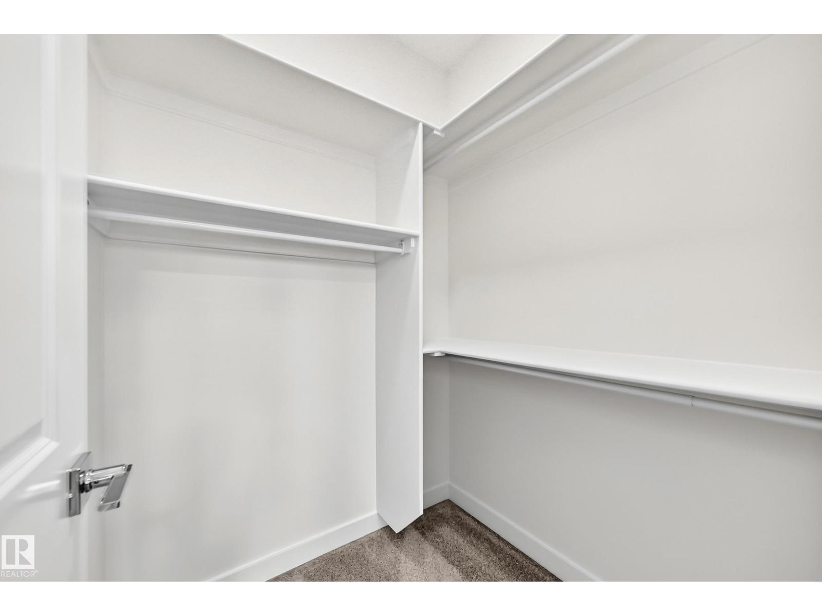 215 SAVOY CR - 33