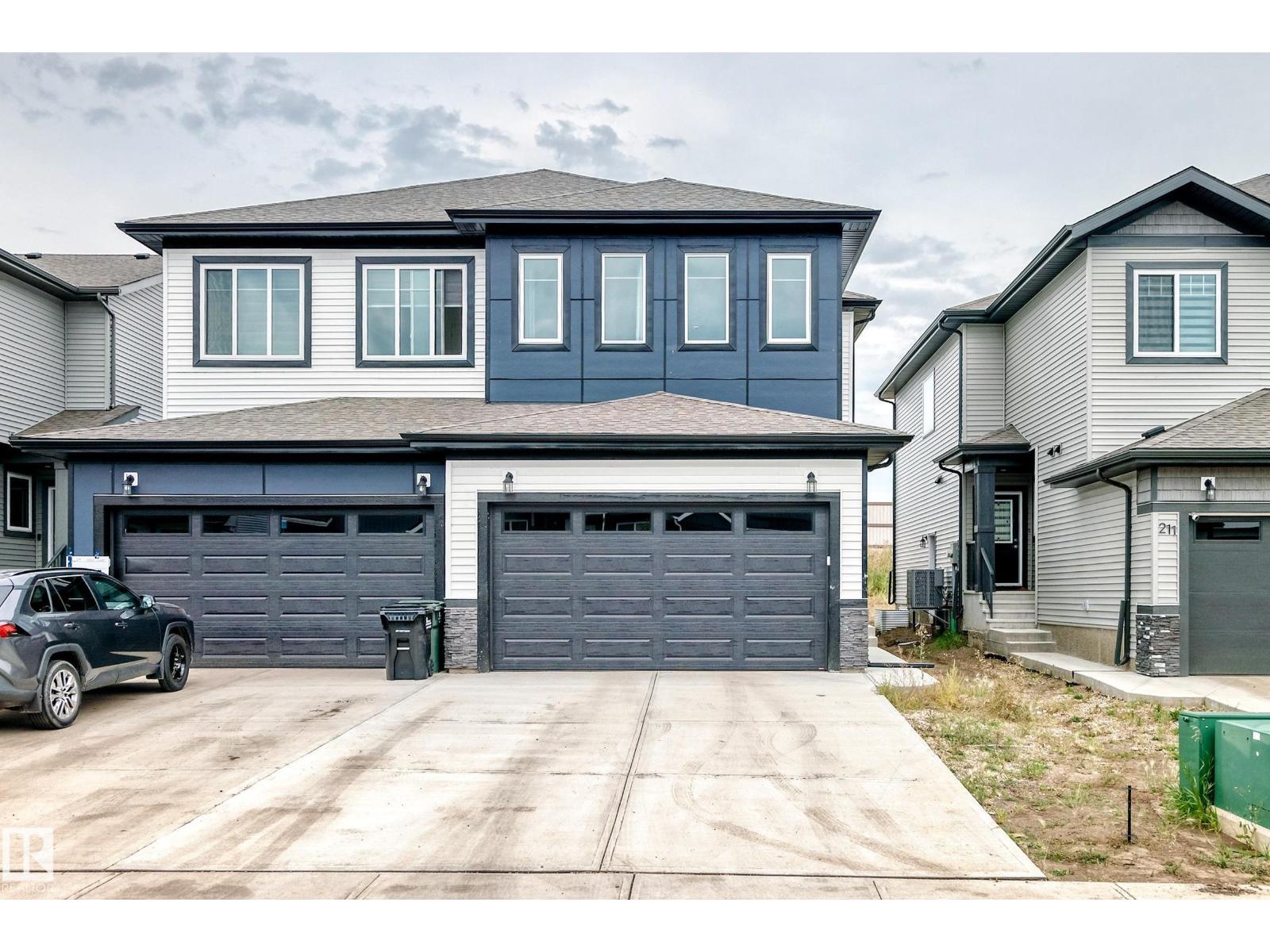 215 SAVOY CR - 1