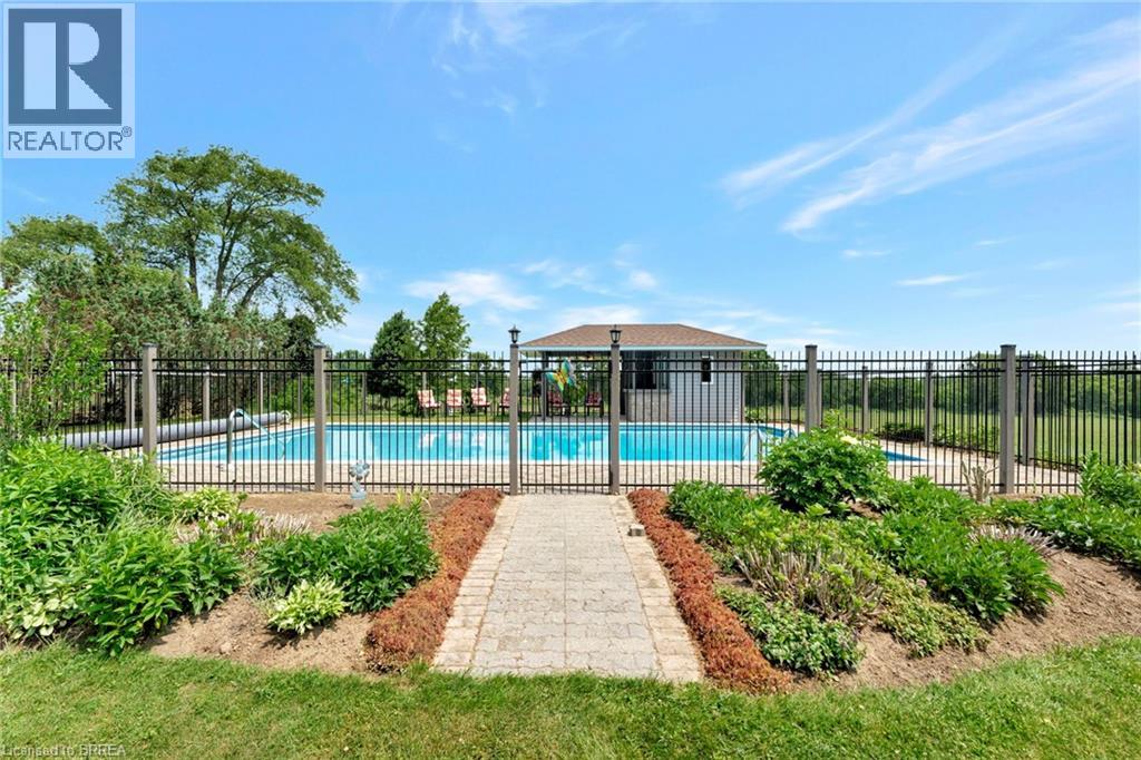 325 ELLIS Avenue - Image 6