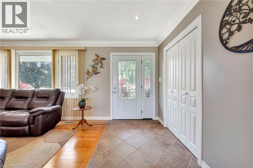 325 ELLIS Avenue - Image 7