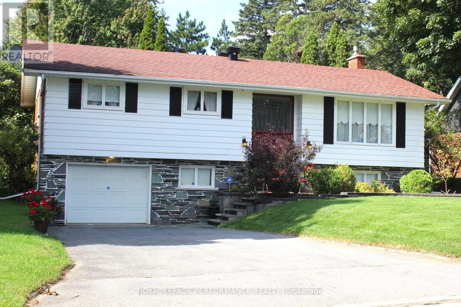Property for sale at 729 IROQUOIS DRIVE