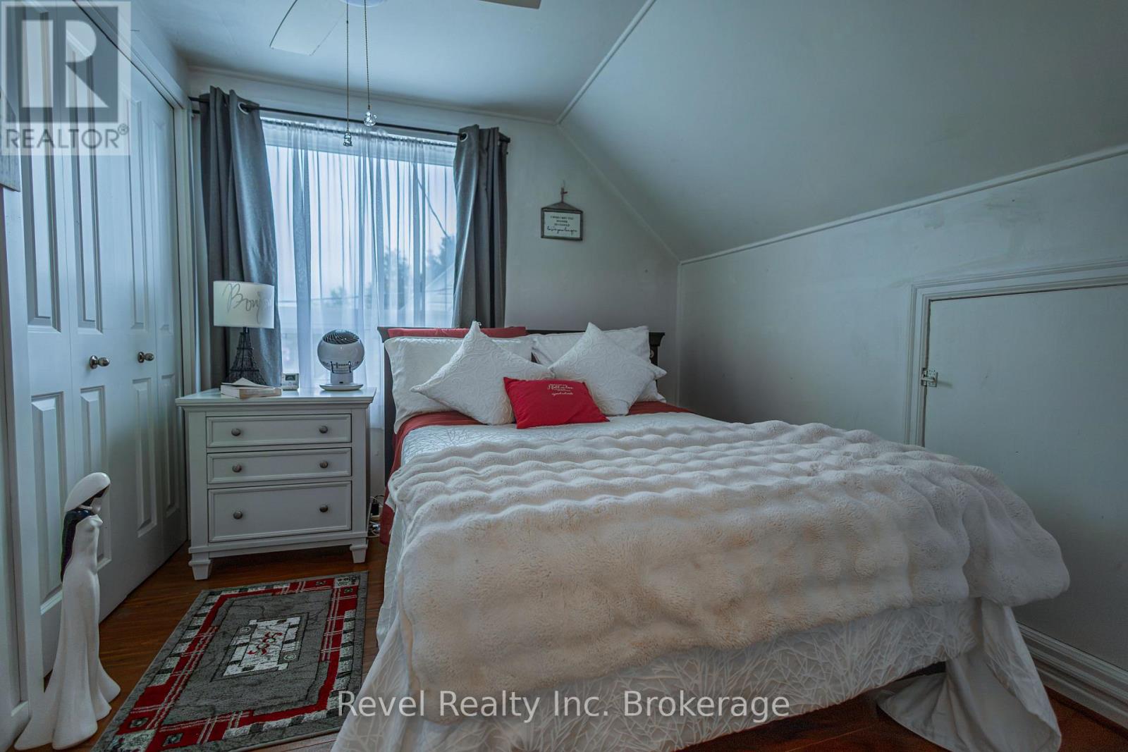 1343 COPELAND STREET - 17