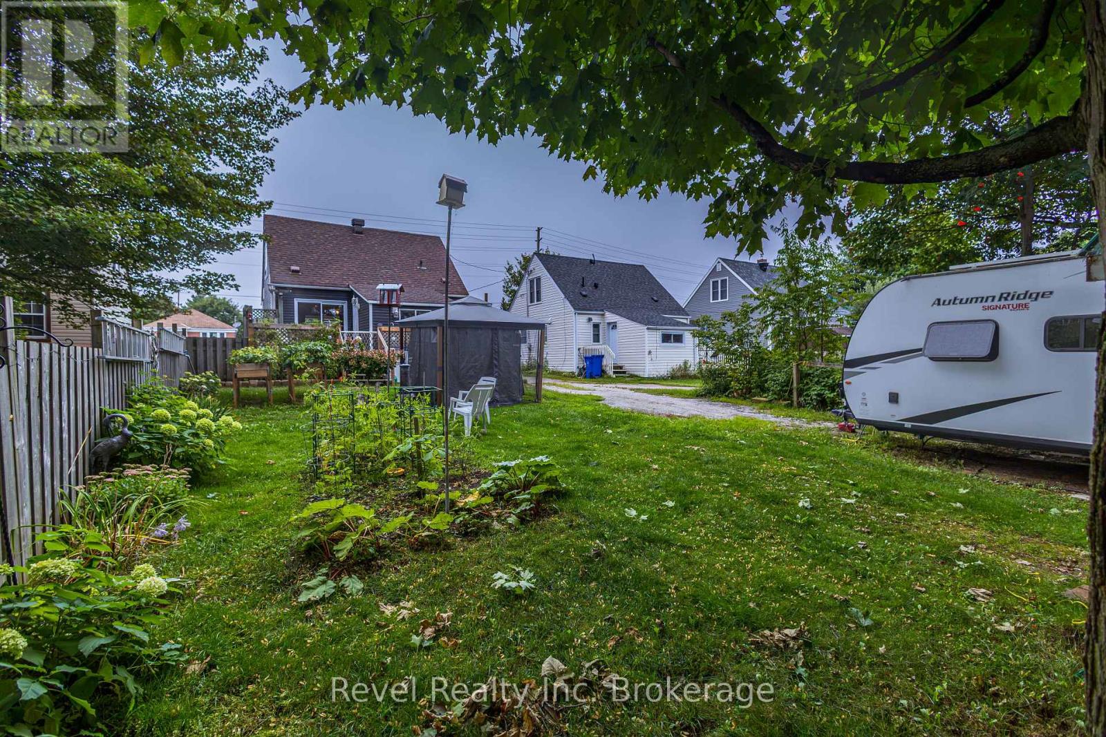 1343 COPELAND STREET - Image 24