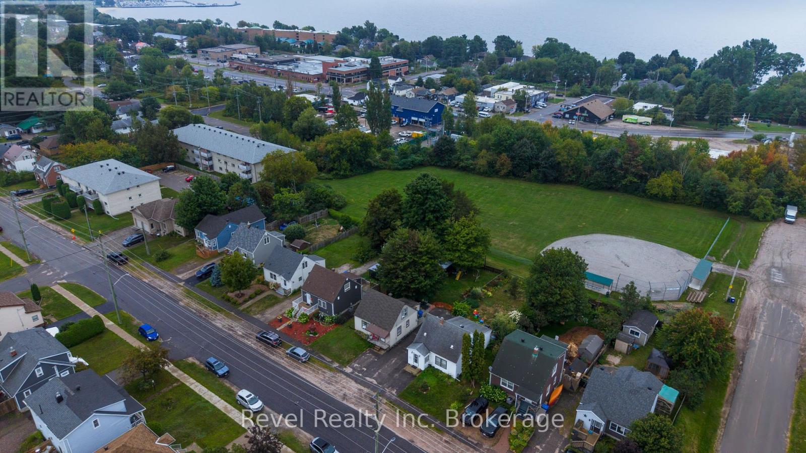 1343 COPELAND STREET - 5