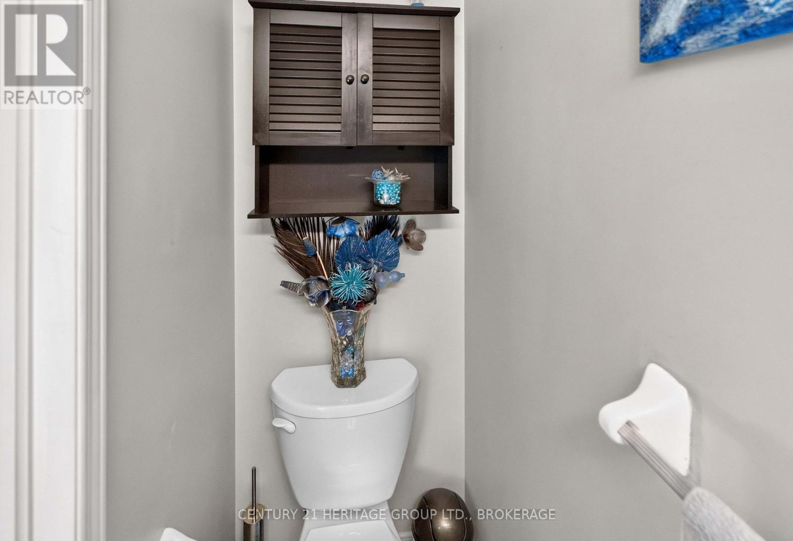 #182 150 URBANCREST PRIVATE - Image 13