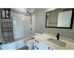 69 East Main Street Unit# 102, Welland, ON L3B3W4 Photo 8