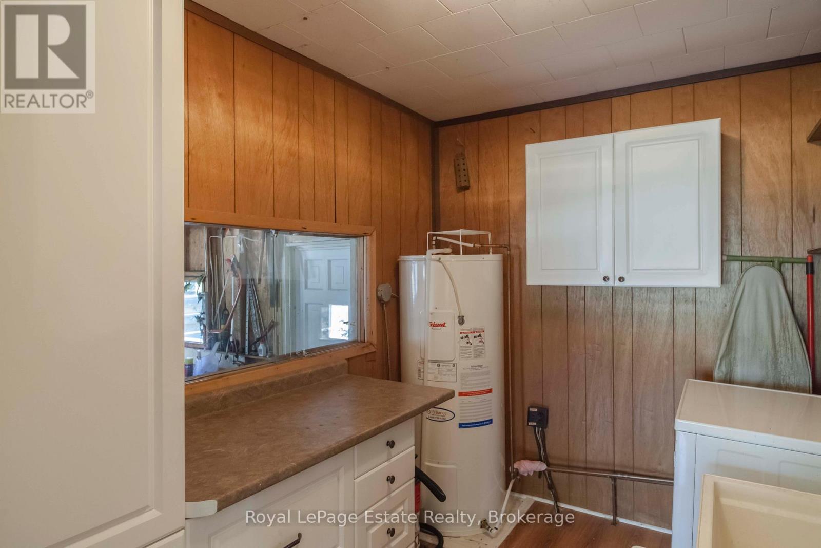 818 SIXTH STREET N - Image 33