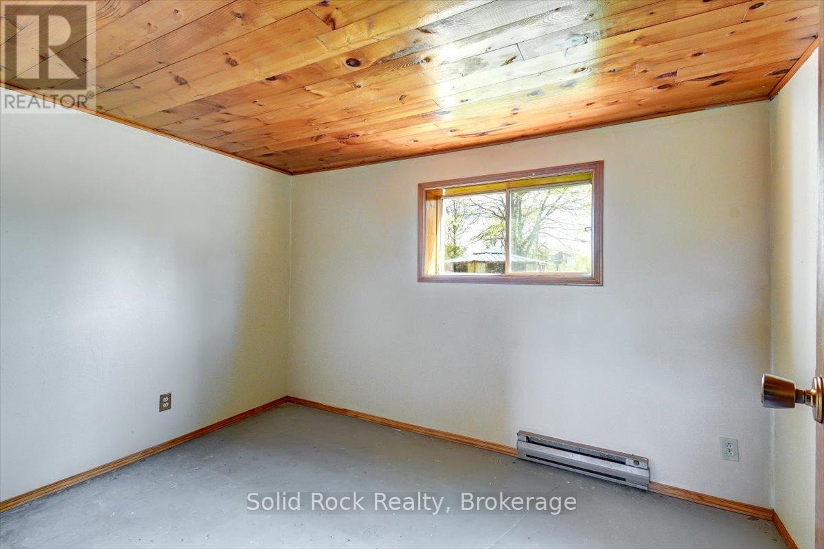1823 2ND LINE EAST - Image 24