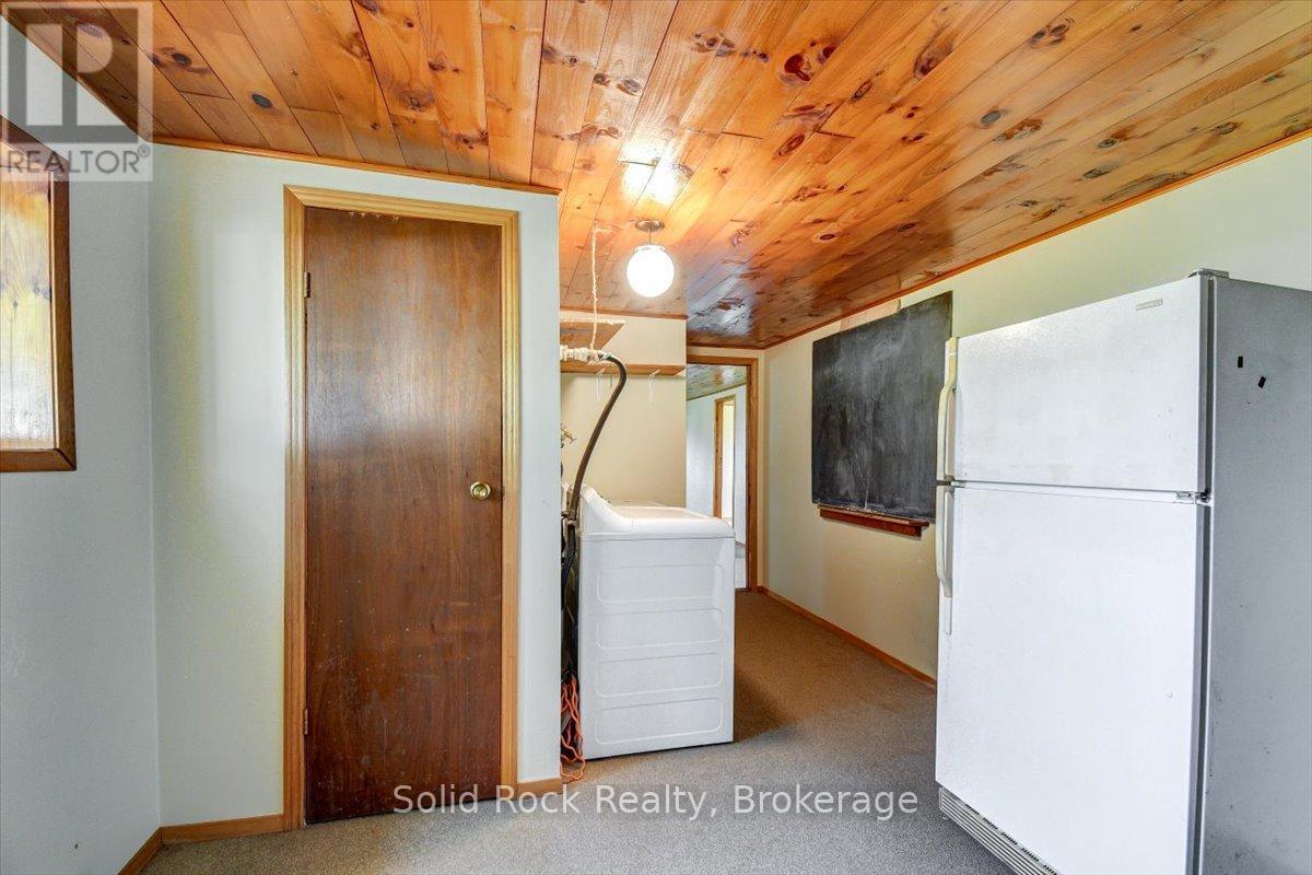 1823 2ND LINE EAST - Image 31