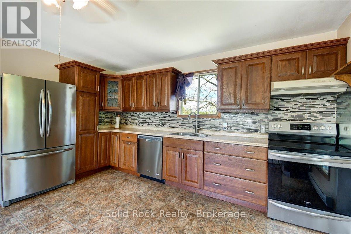 1823 2ND LINE EAST - Image 8