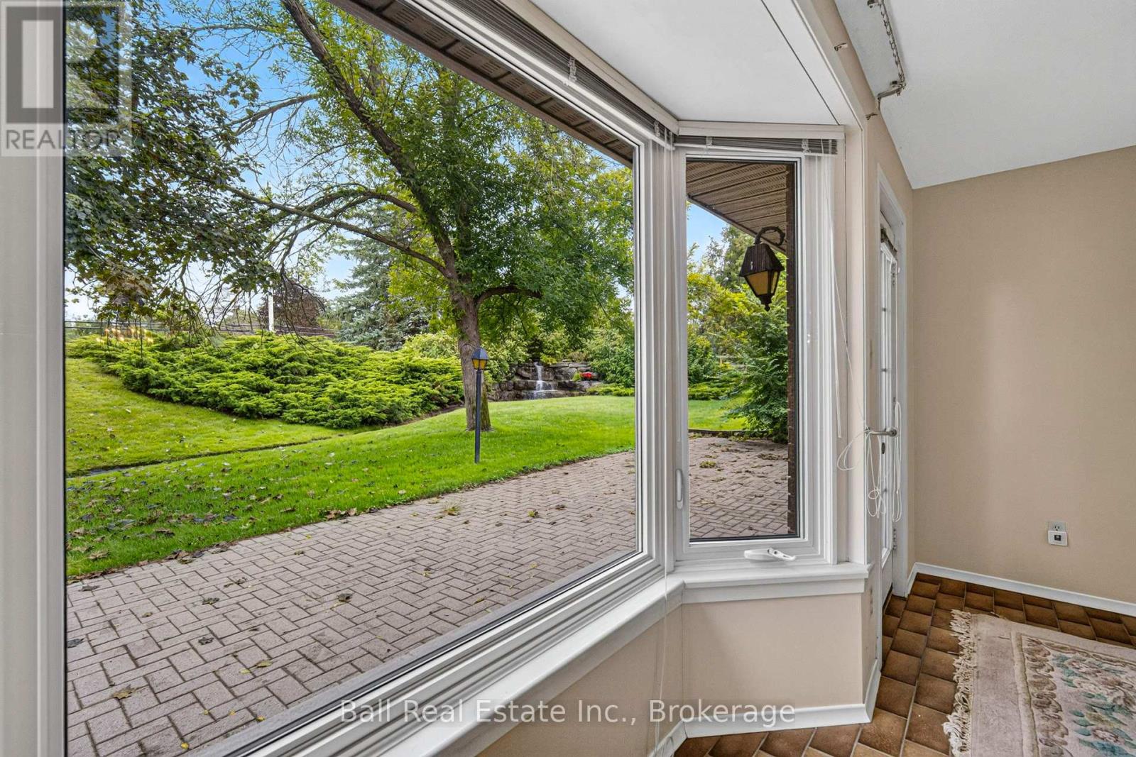 #103 200 EAST ST S - 10