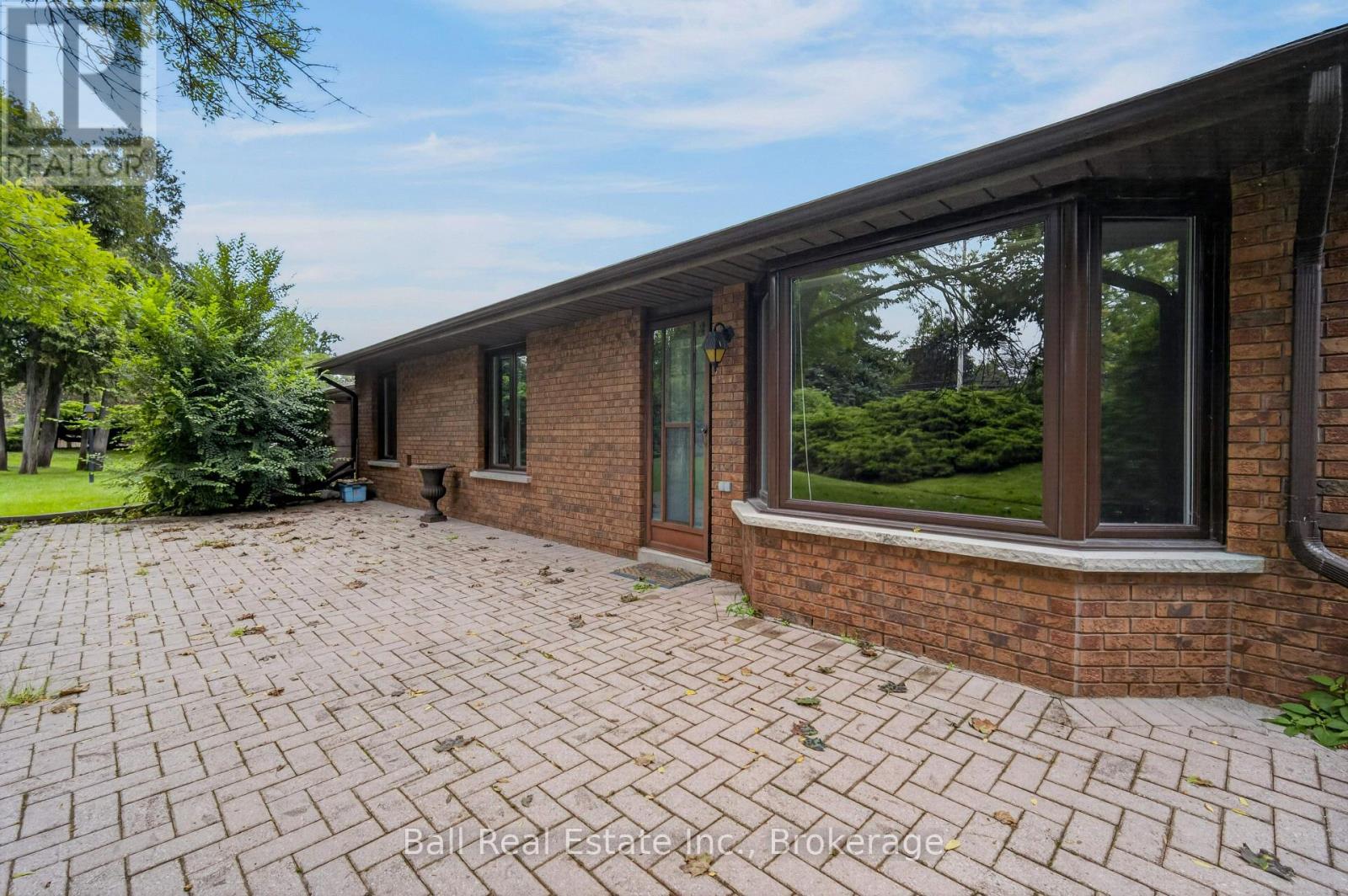 #103 200 EAST ST S - 21