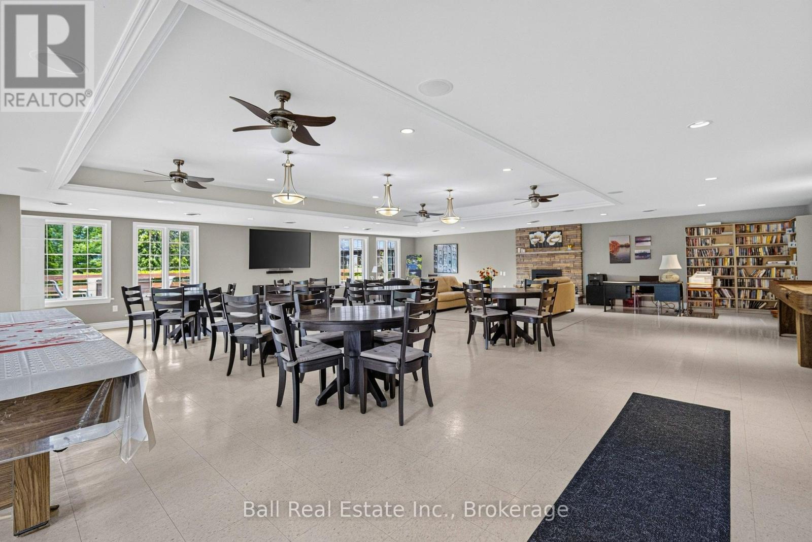 #103 200 EAST ST S - 37