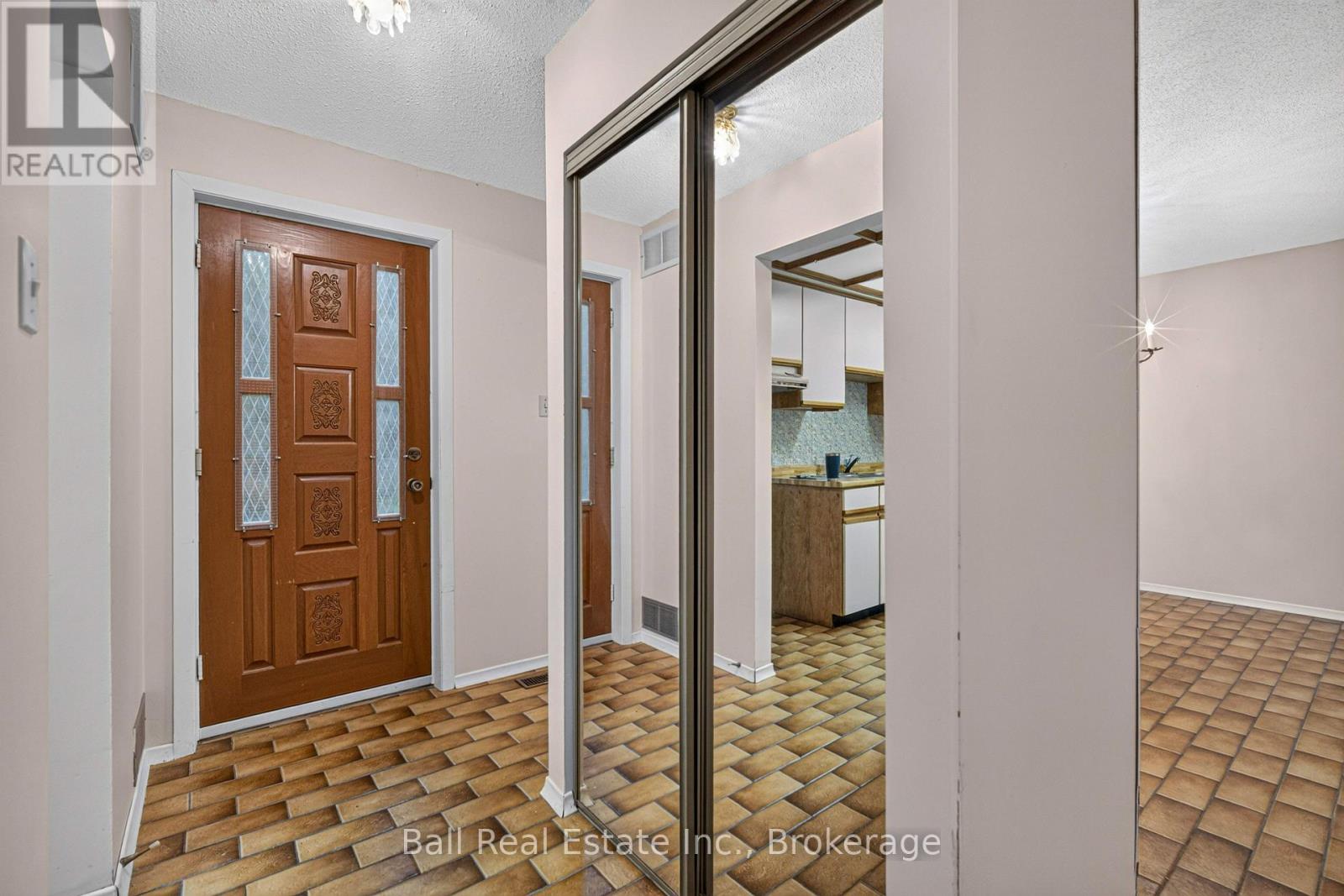 3 - 200 EAST ST S 103, Kawartha Lakes (Bobcaygeon) — photo 4