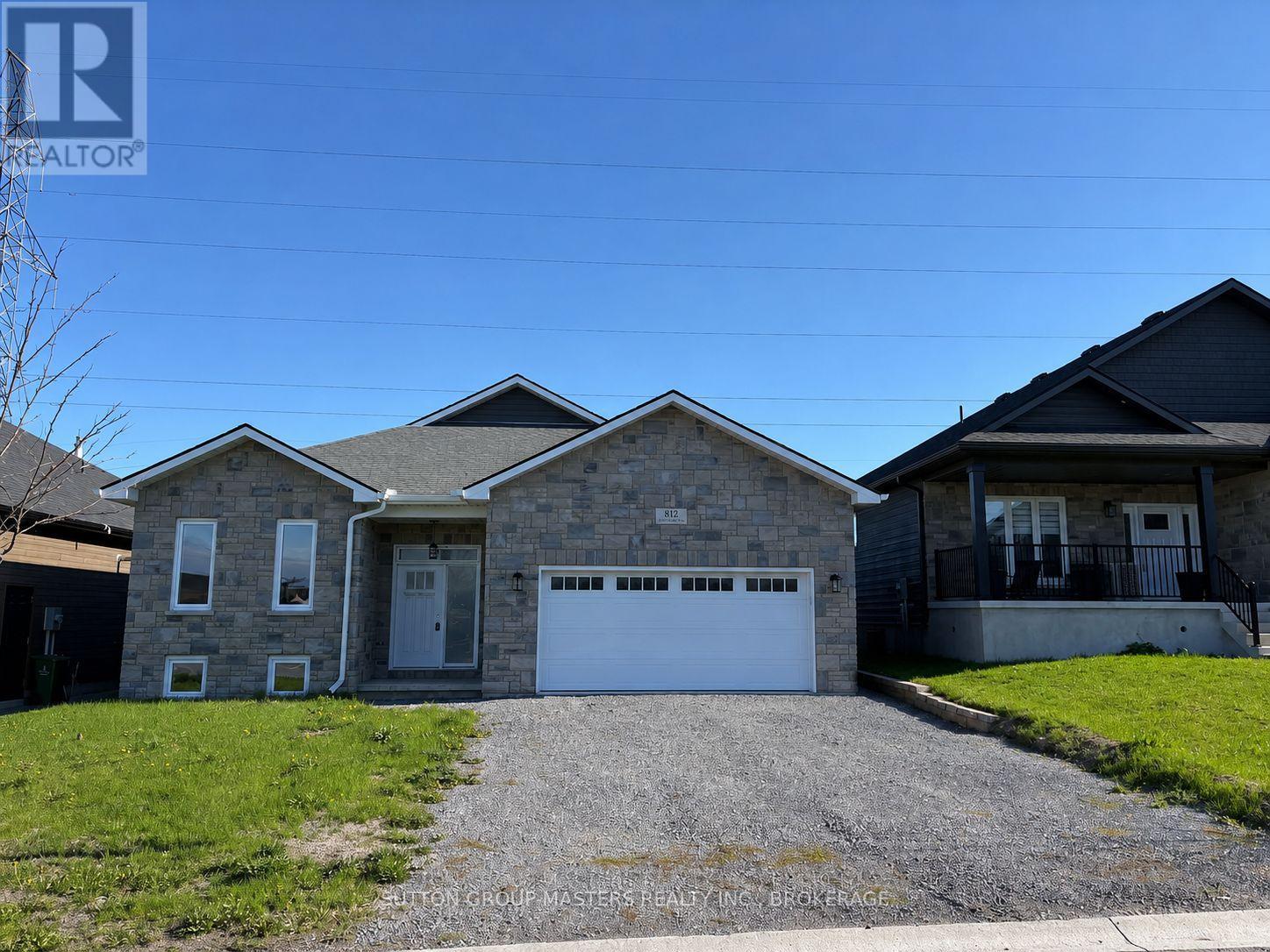 812 WINDERMERE DRIVE - 1