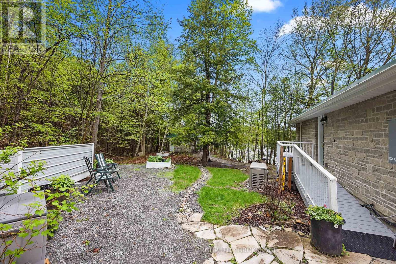 8126 PERTH ROAD - Image 17