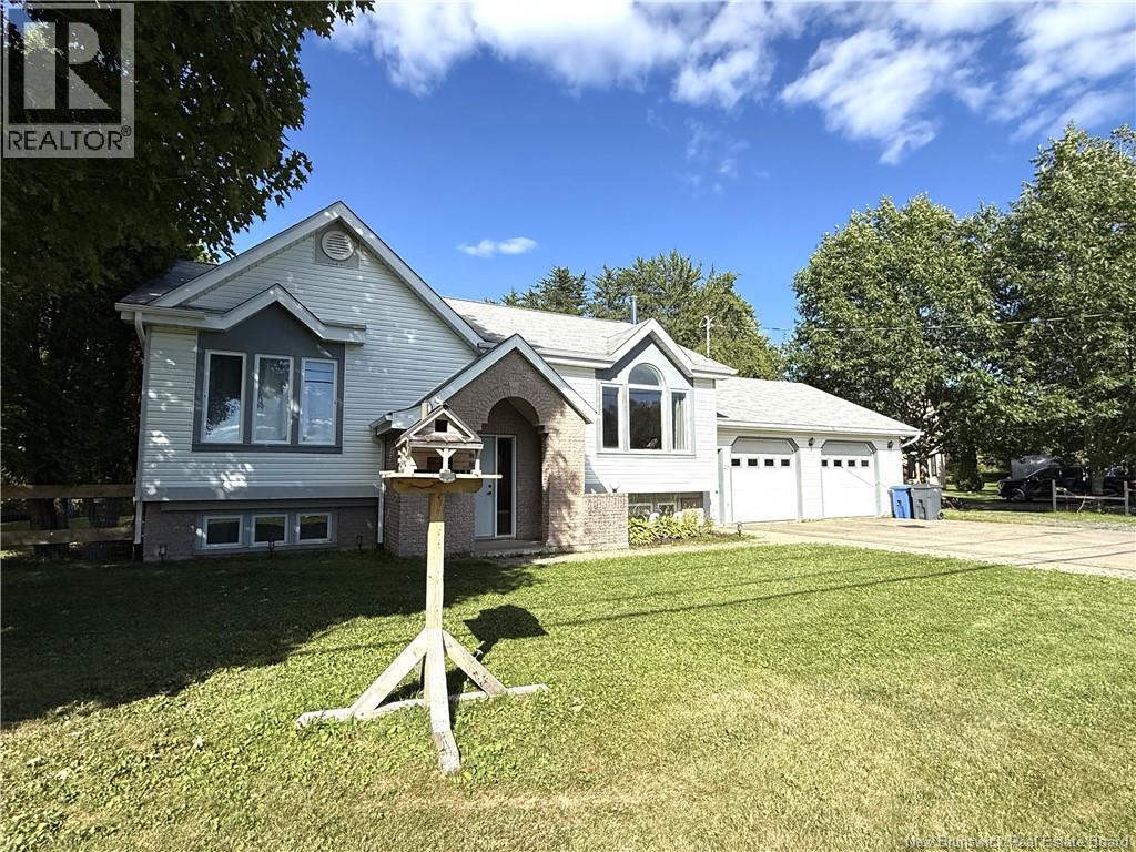 29 Beech Glen Road, Perth-Andover, New Brunswick, E7H1H9, Perth-Andover, New Brunswick — photo 2 of 5
