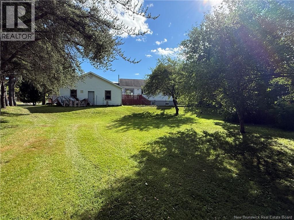 29 Beech Glen Road, Perth-Andover, New Brunswick, E7H1H9, Perth-Andover, New Brunswick — photo 3 of 5