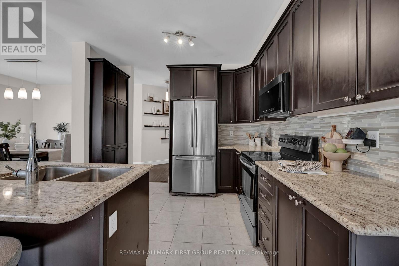 122 BUTTONSHAW STREET - 2