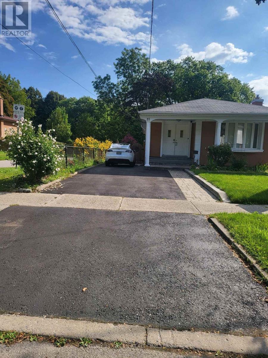 Photo of 37 Ravenview Drive
