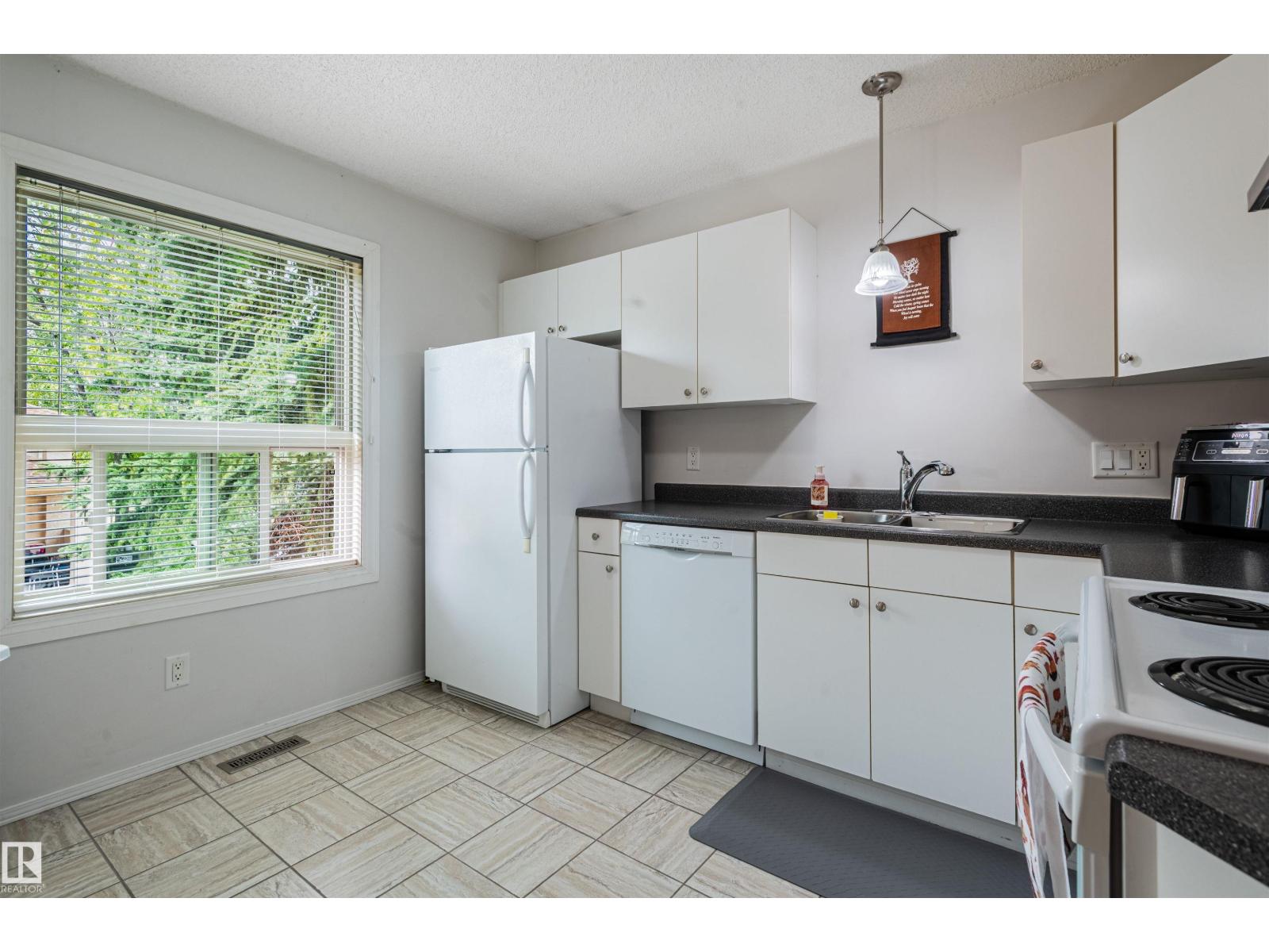 1817 MILL WOODS RD E NW - 21